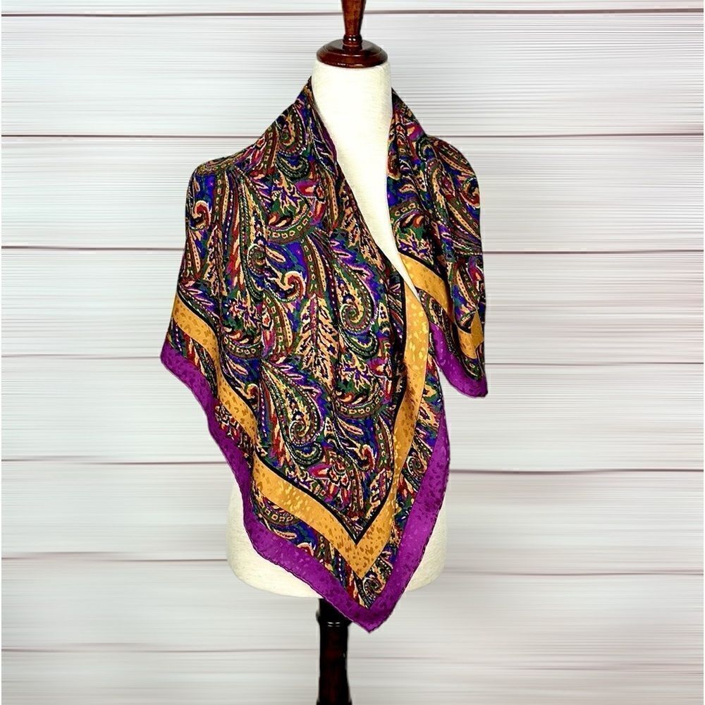 GIVENCHY for The Leadings Hotels of World Silk Scarf Purple Gold Hand Rolled - Picture 3 of 10